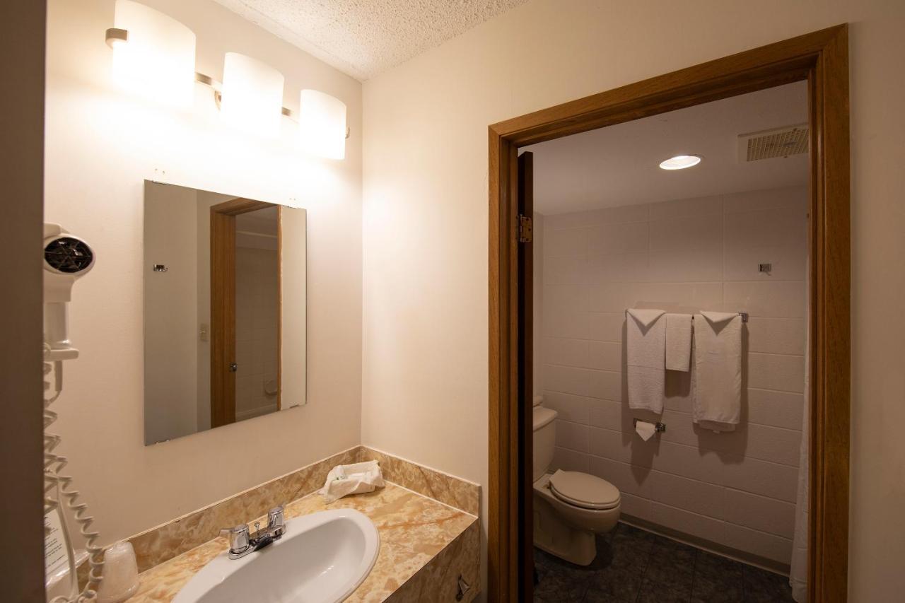 Dunvegan Inn & Suites Fairview Eksteriør bilde