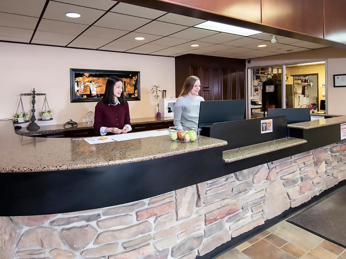 Dunvegan Inn & Suites Fairview Eksteriør bilde