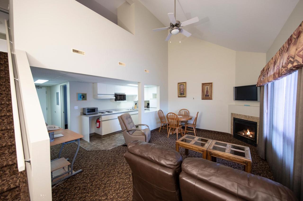 Dunvegan Inn & Suites Fairview Eksteriør bilde